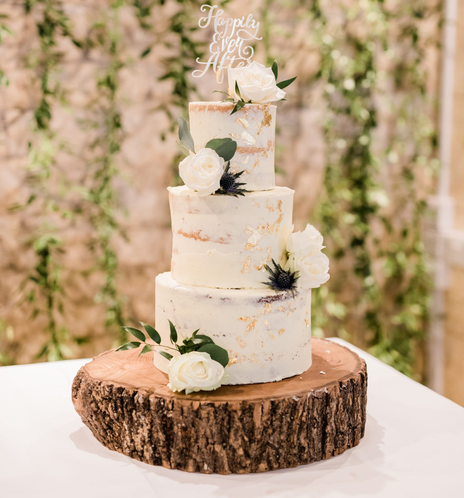 Your wedding in naked wedding cake 3