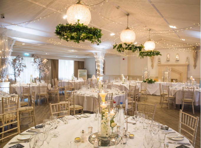Reasons Winter Wedding’s In Cheltenham Are So Magical Save Some Cash 10