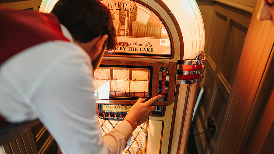 Jukebox at Manor By The Lake