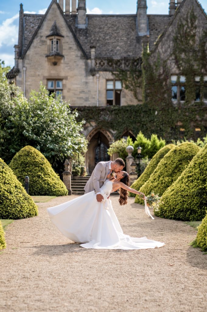 couple at manor by the lake