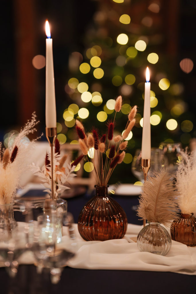 Christmas wedding decor