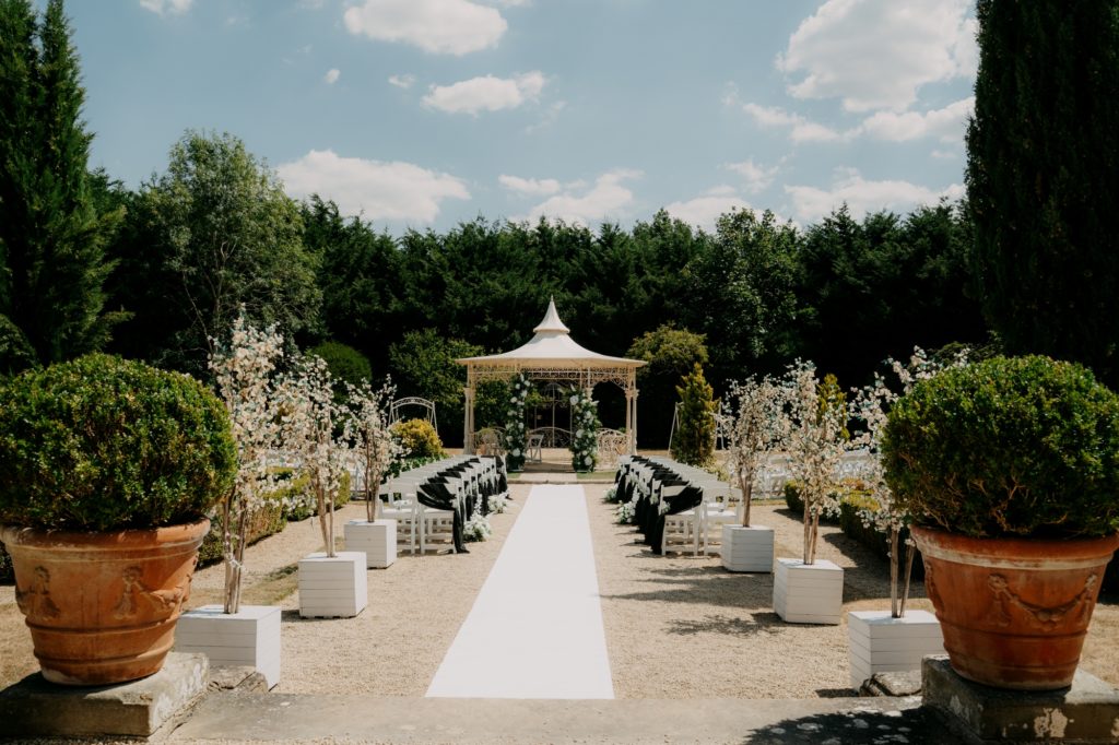 Italian Pavilion decor